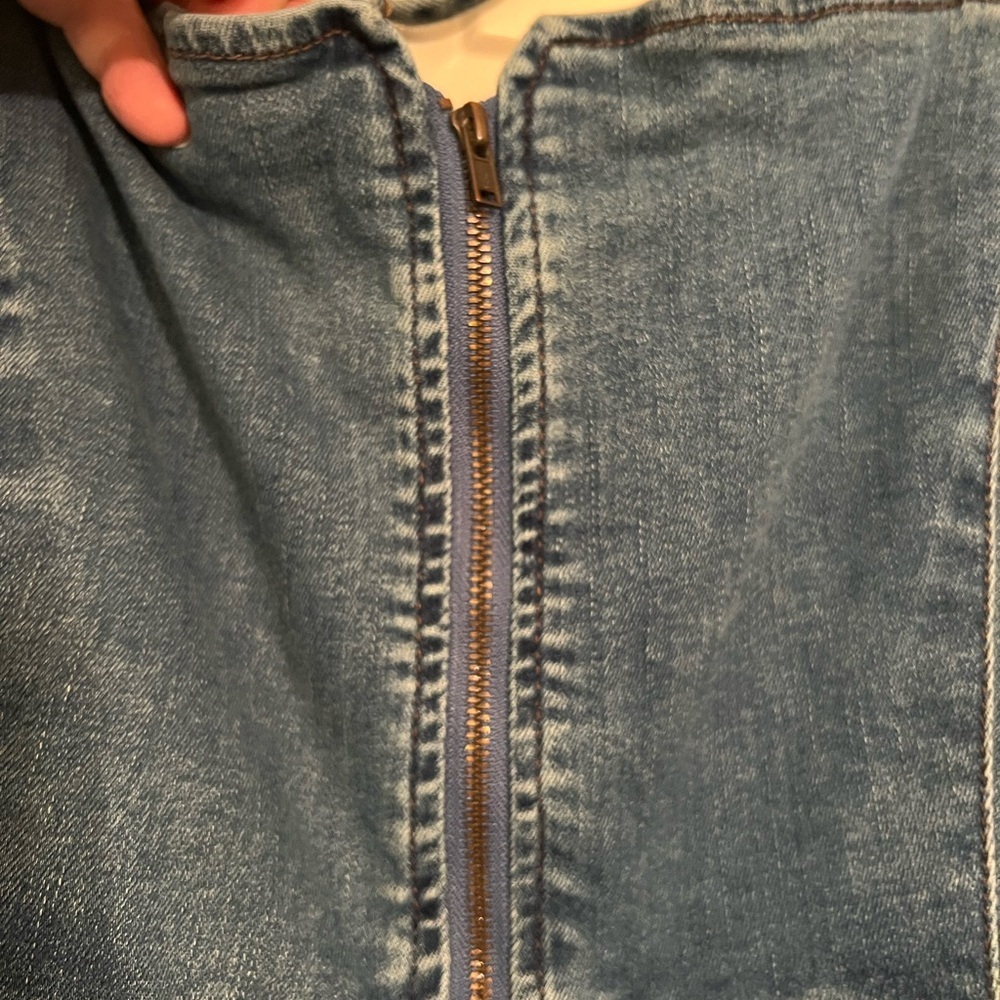 We the Free CRVY 2ND Avenue One Piece Denim Jumpsuit | Retro Classic EUC 12 2564 - Picture 9 of 12